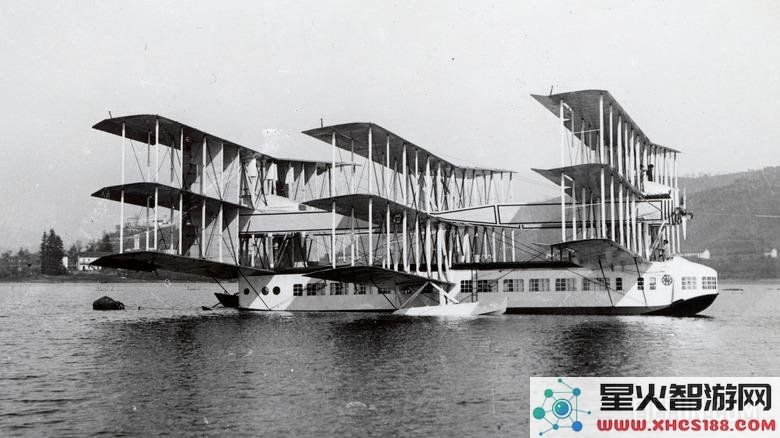 1920年设计的奇特9翼飞机，目标飞越大西洋的挑战与梦想