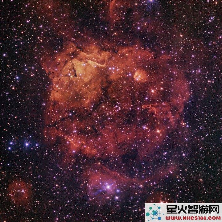 VLT天文望远镜捕捉到的距离我们15000光年的令人惊叹星云影像